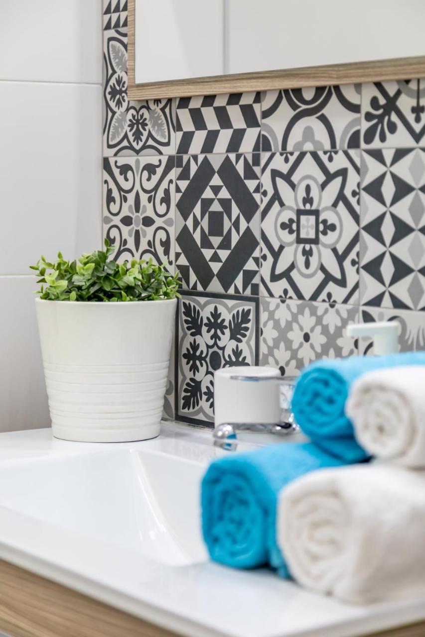 Travel Habitat Ruzafa Apartment Валенсия Екстериор снимка